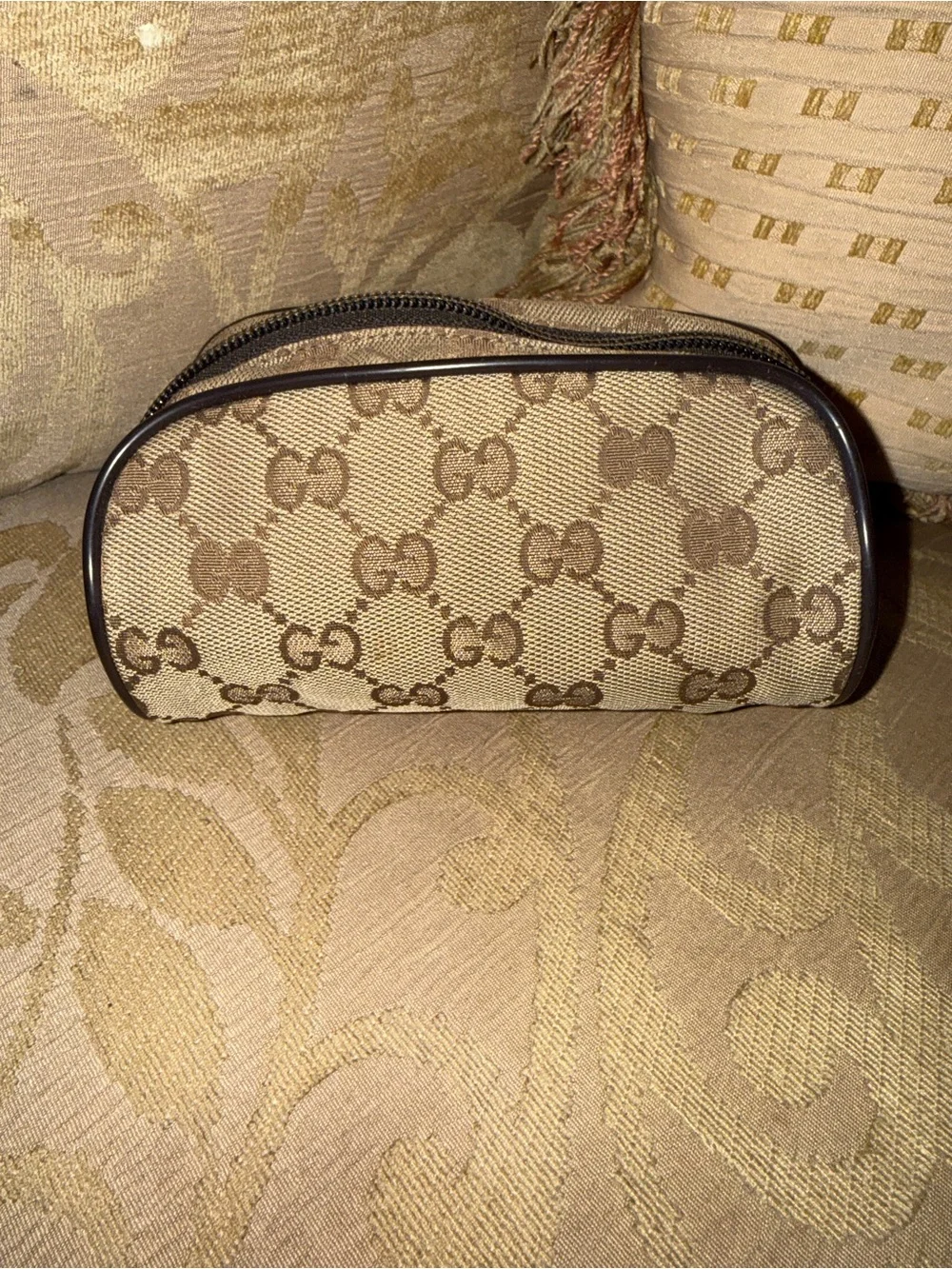 Vintage Gucci GG Canvas DressCosmetic Pouch - Model 138044 preloved
